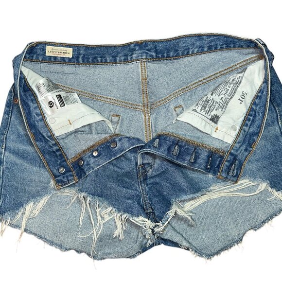 Levi's® Premium 501® Women's Shorts| Distressed | Dark Wash | Size 31 - Picture 3 of 8